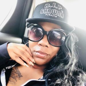 Meet your Posher, Edwina